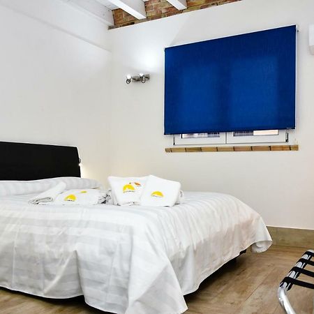 Luxury Qasba Apartment Шака Екстериор снимка