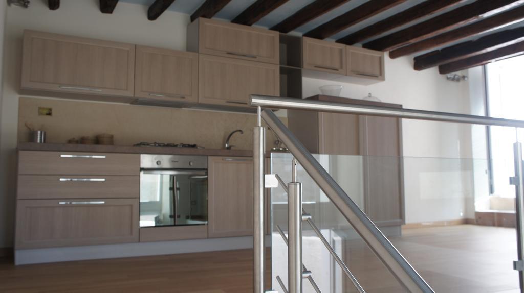 Luxury Qasba Apartment Шака Екстериор снимка