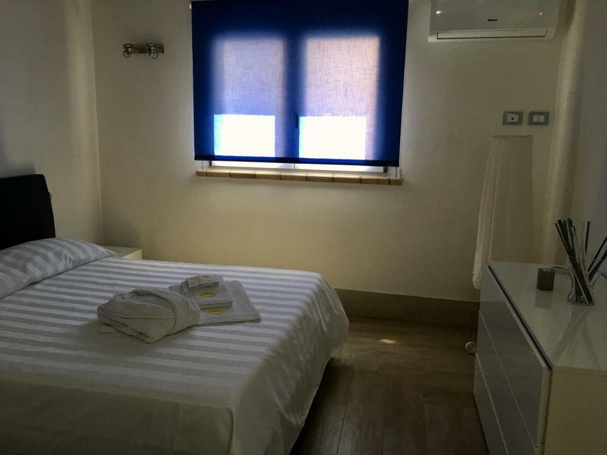 Luxury Qasba Apartment Шака Екстериор снимка