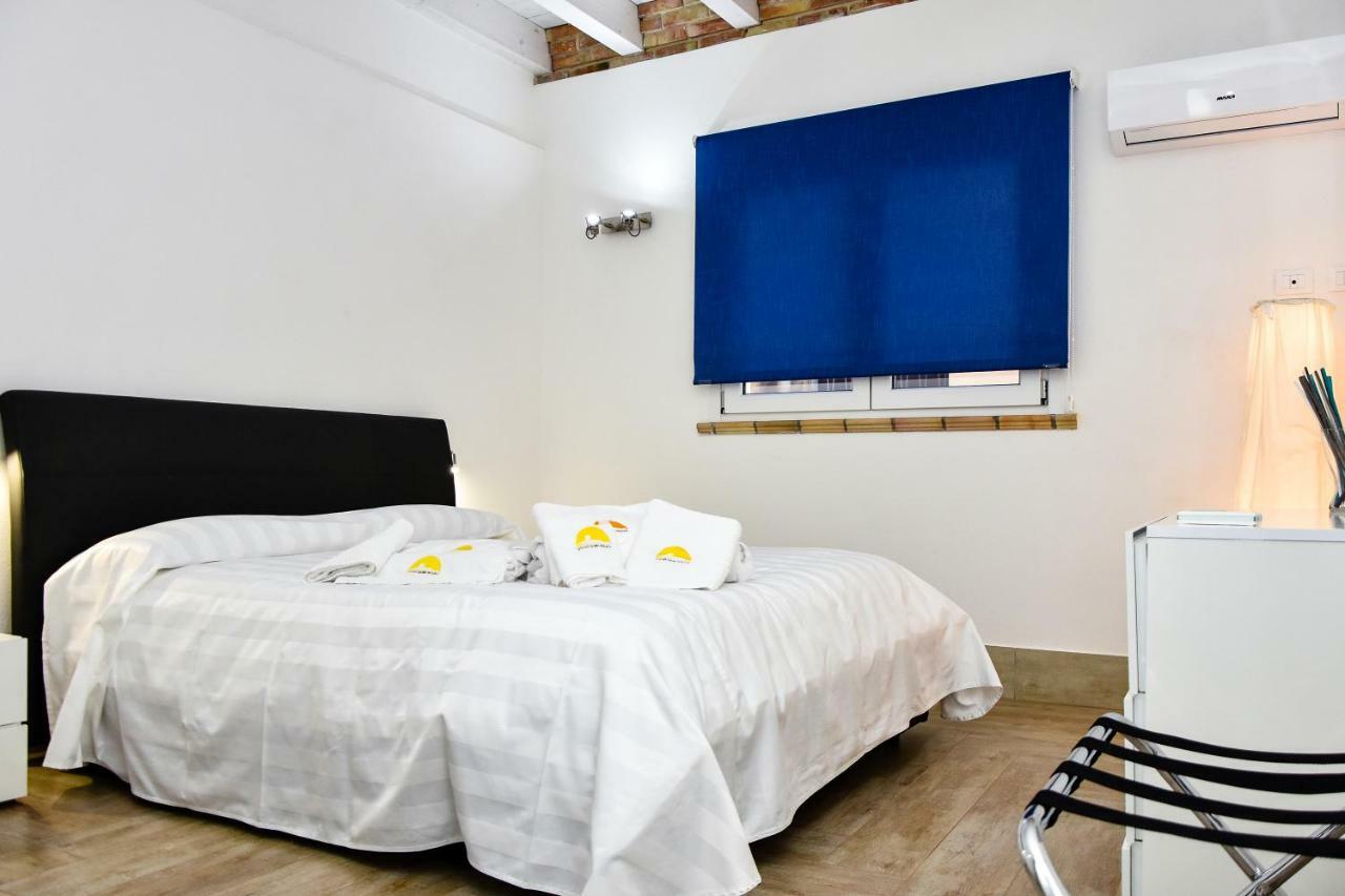 Luxury Qasba Apartment Шака Екстериор снимка